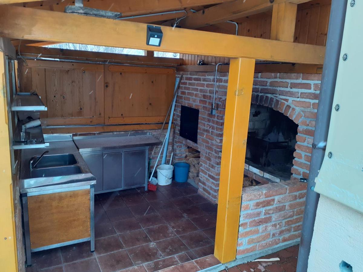 Vila Ruralna Kuca Za Odmor Golub Skaricevo Exteriér fotografie