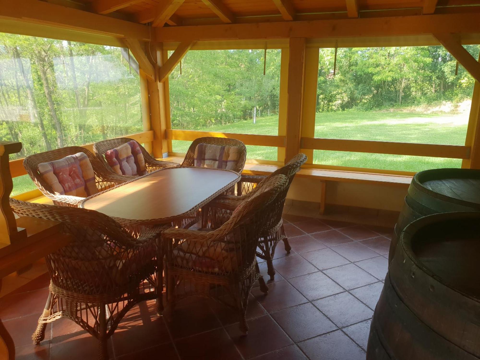 Vila Ruralna Kuca Za Odmor Golub Skaricevo Exteriér fotografie
